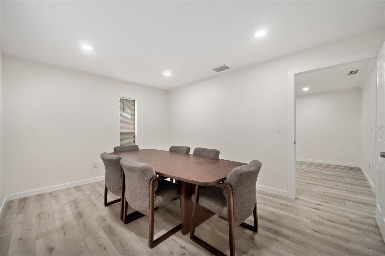 150 WHITAKER RD #A & B, LUTZ, FL, 33549