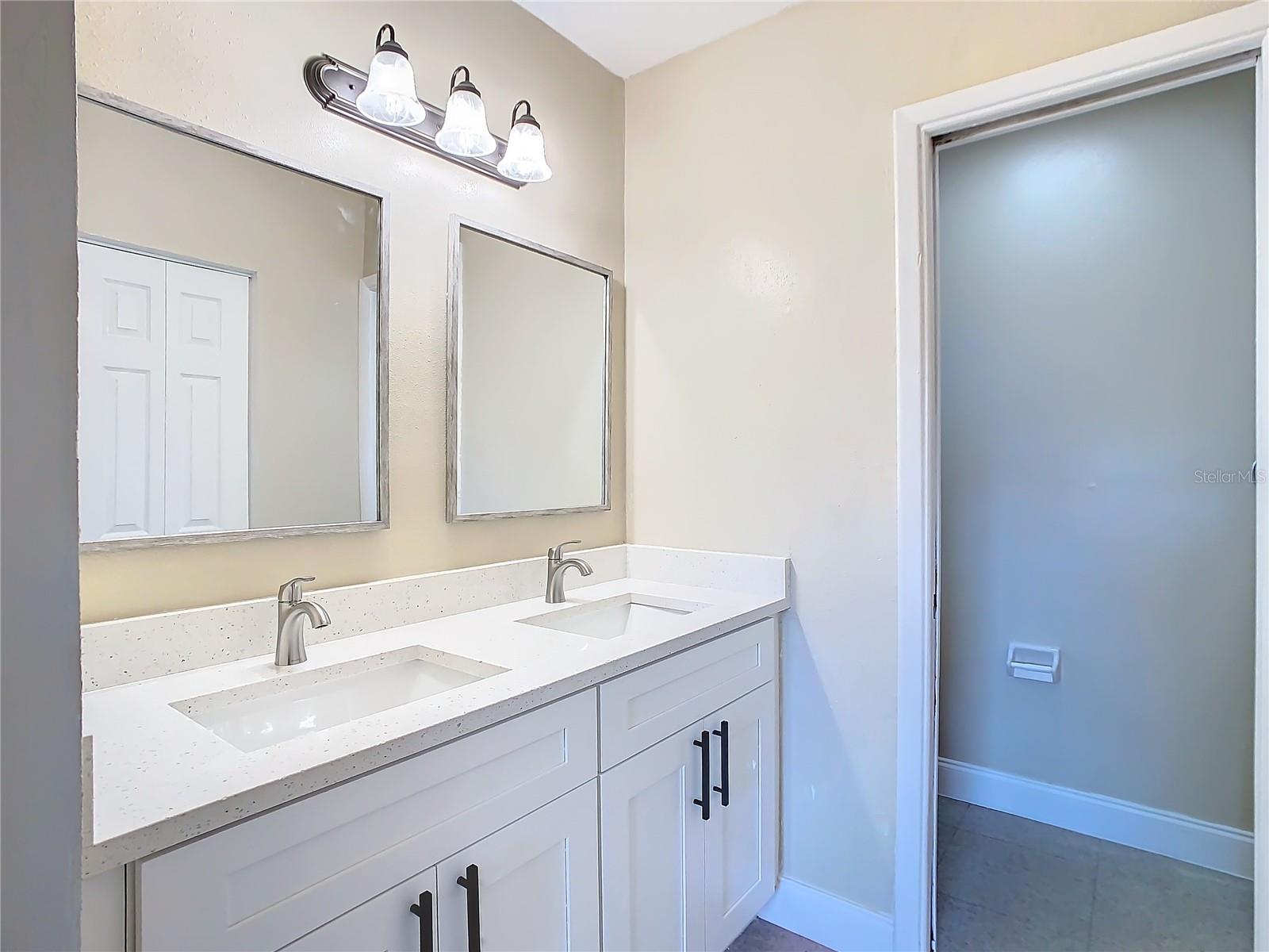 1612 FOX RUN DR, TARPON SPRINGS, FL, 34689