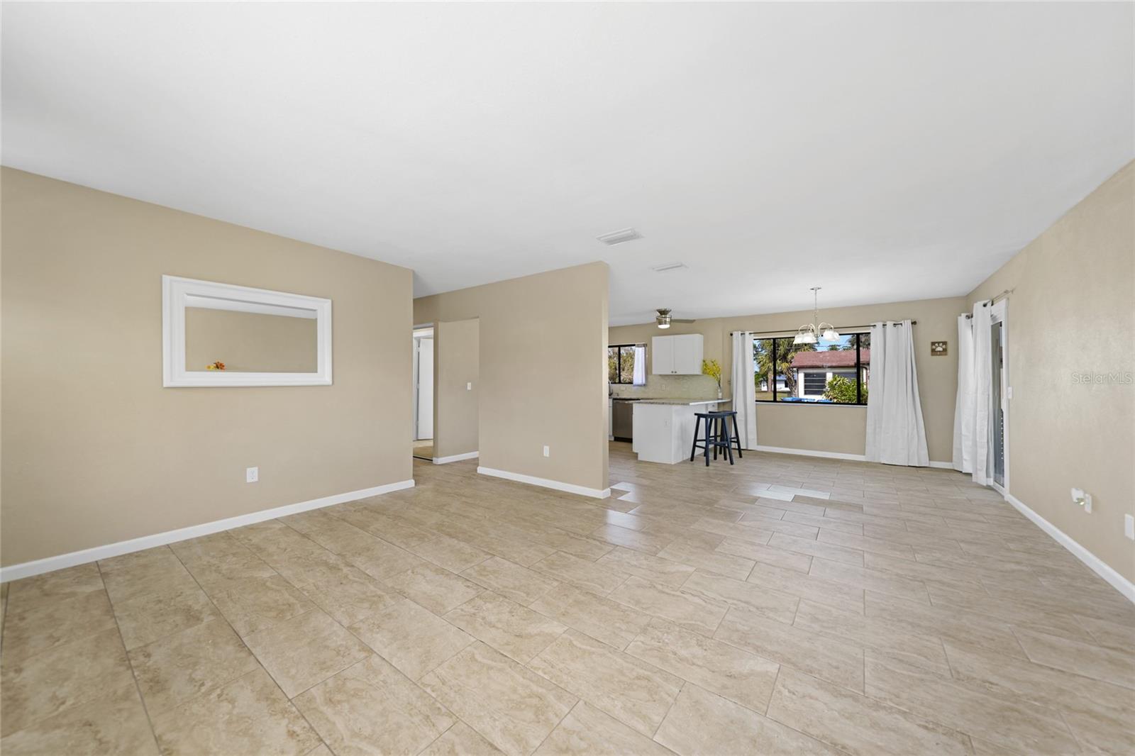 18086 CLANTON AVE, PORT CHARLOTTE, FL, 33948