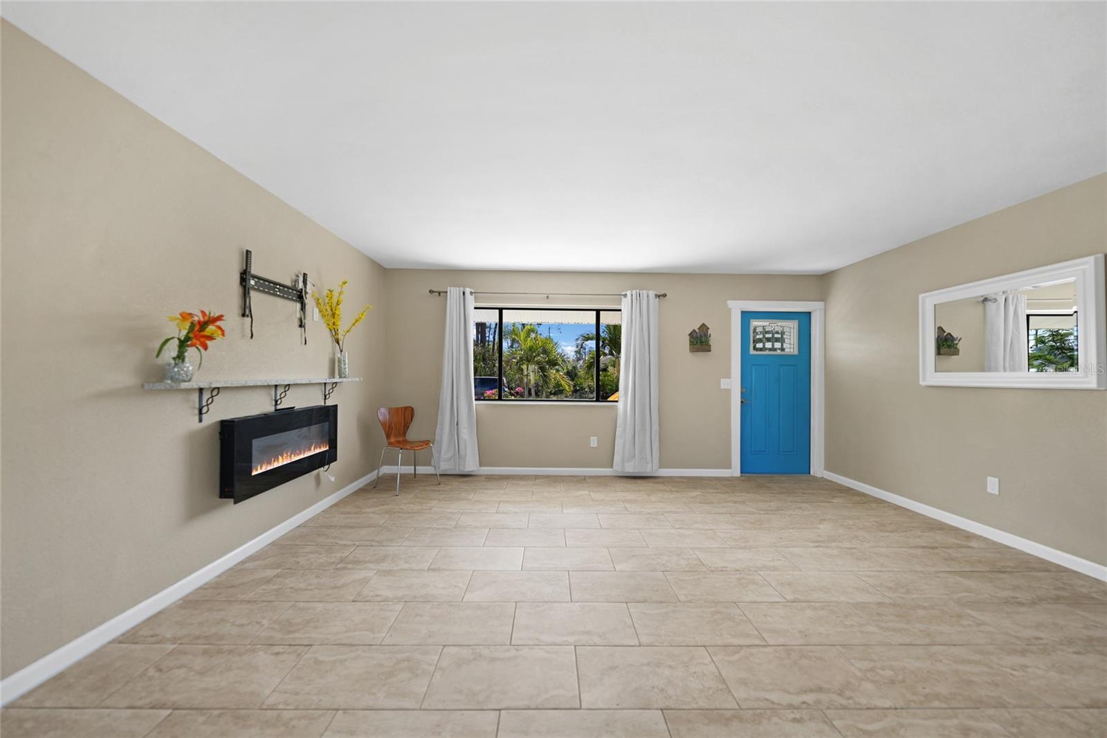 18086 CLANTON AVE, PORT CHARLOTTE, FL, 33948