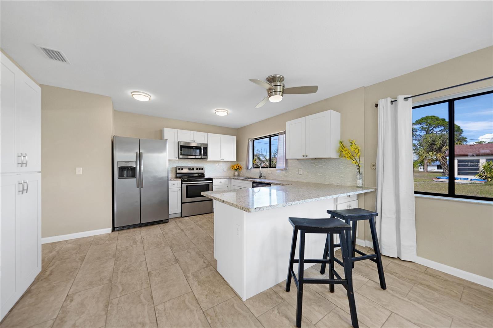 18086 CLANTON AVE, PORT CHARLOTTE, FL, 33948