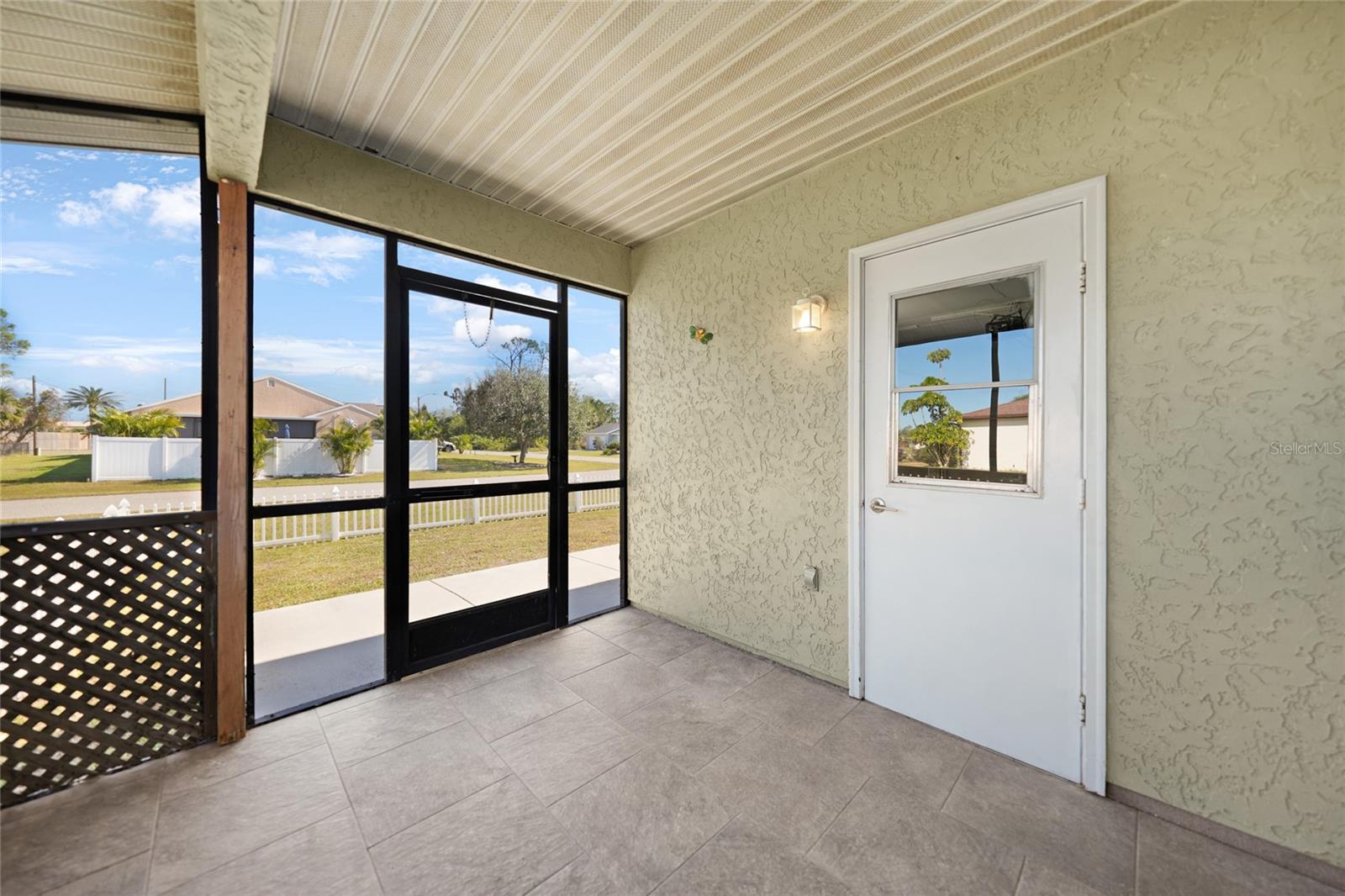 18086 CLANTON AVE, PORT CHARLOTTE, FL, 33948