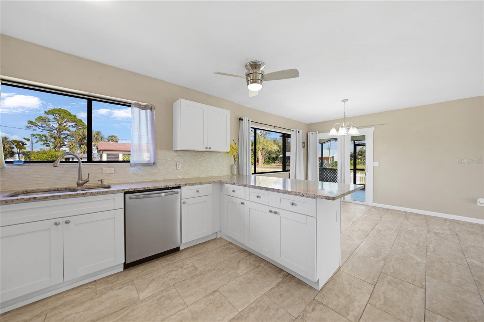18086 CLANTON AVE, PORT CHARLOTTE, FL, 33948