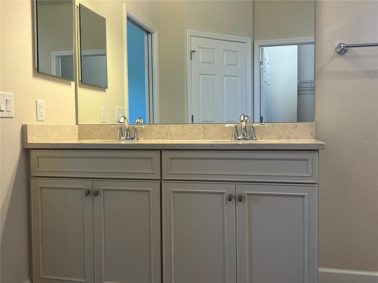 9912 SHELTERING SPRUCE ST, ENGLEWOOD, FL, 34223