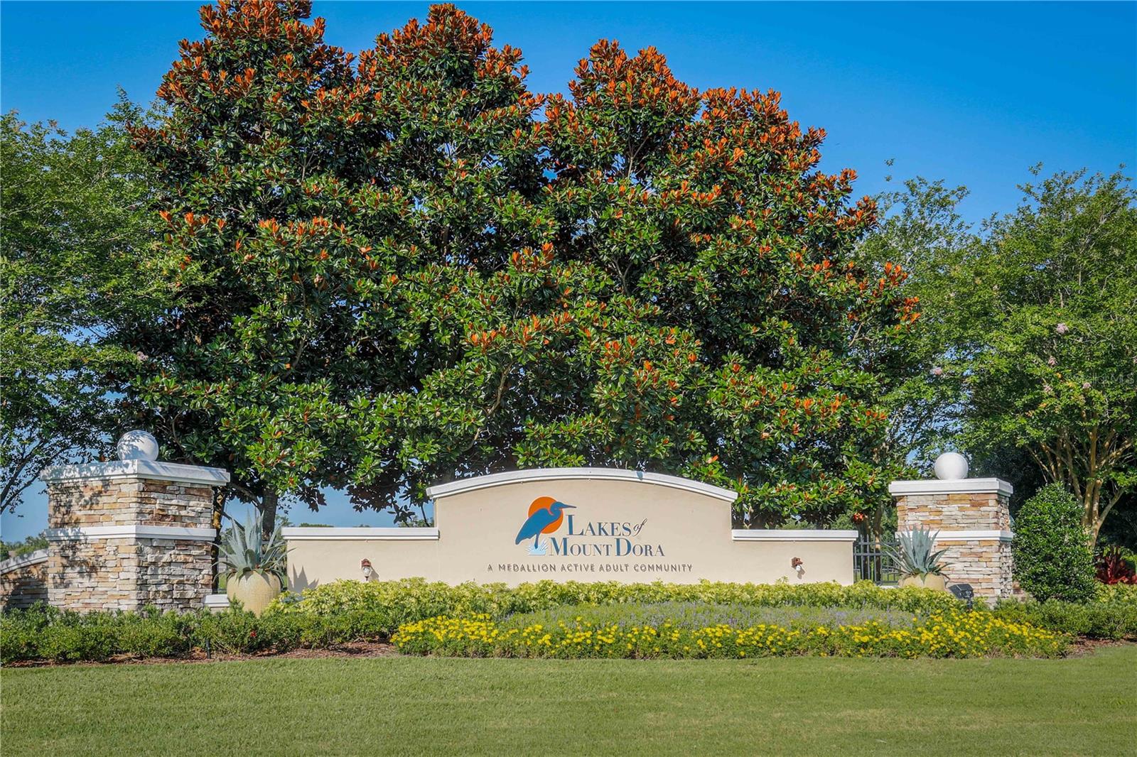 2441 BAR HARBOR BAY, MOUNT DORA, FL, 32757
