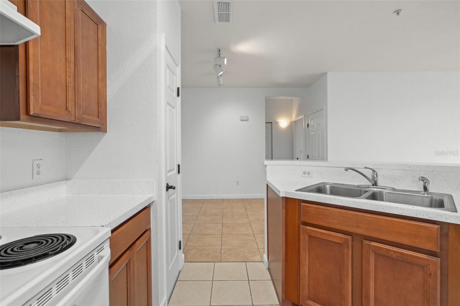 9125 LEE VISTA BLVD #706, ORLANDO, FL, 32829