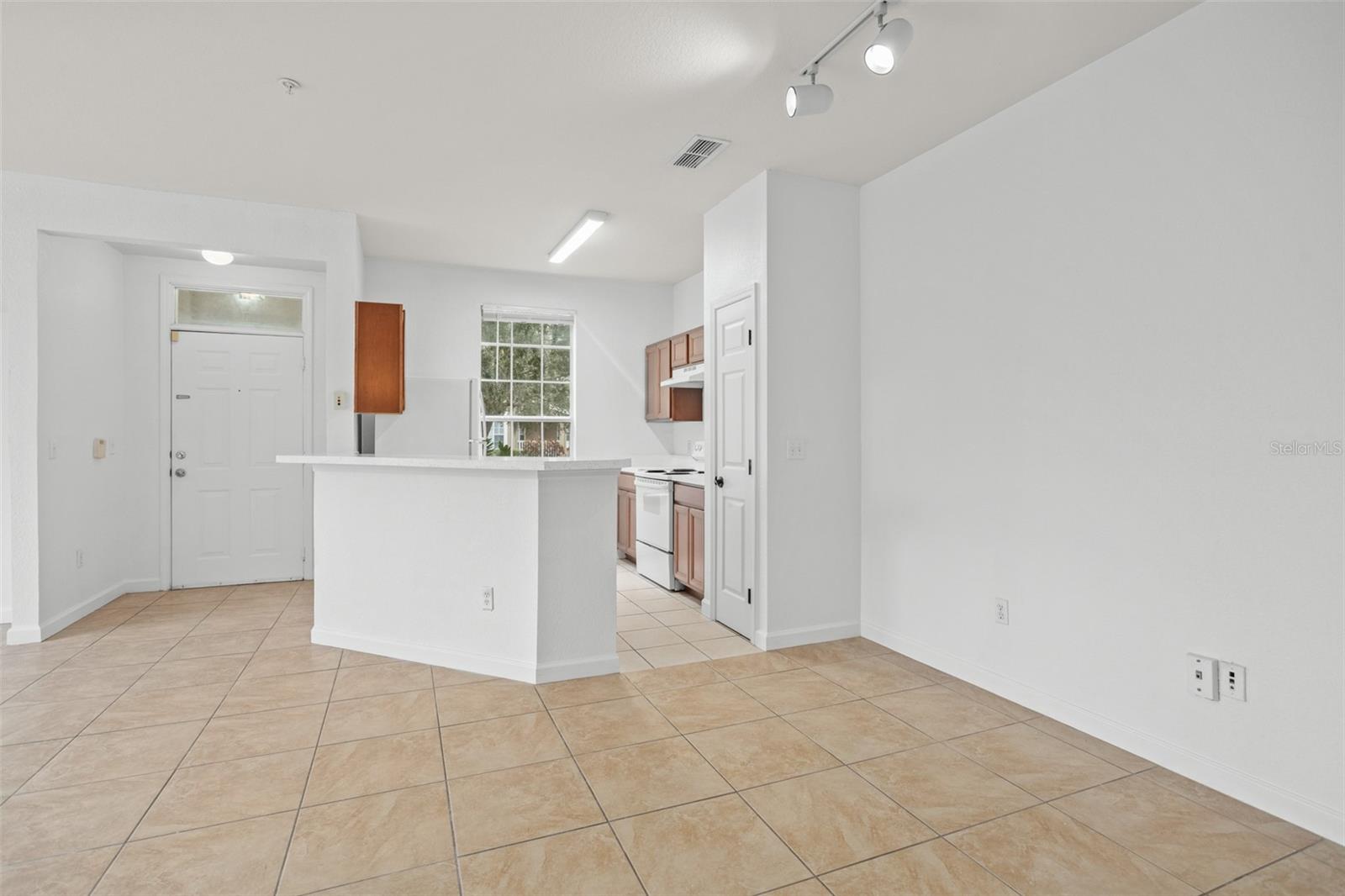 9125 LEE VISTA BLVD #706, ORLANDO, FL, 32829