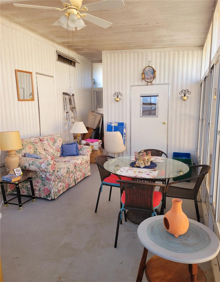 8051 EASTERN CIR, BROOKSVILLE, FL, 34613