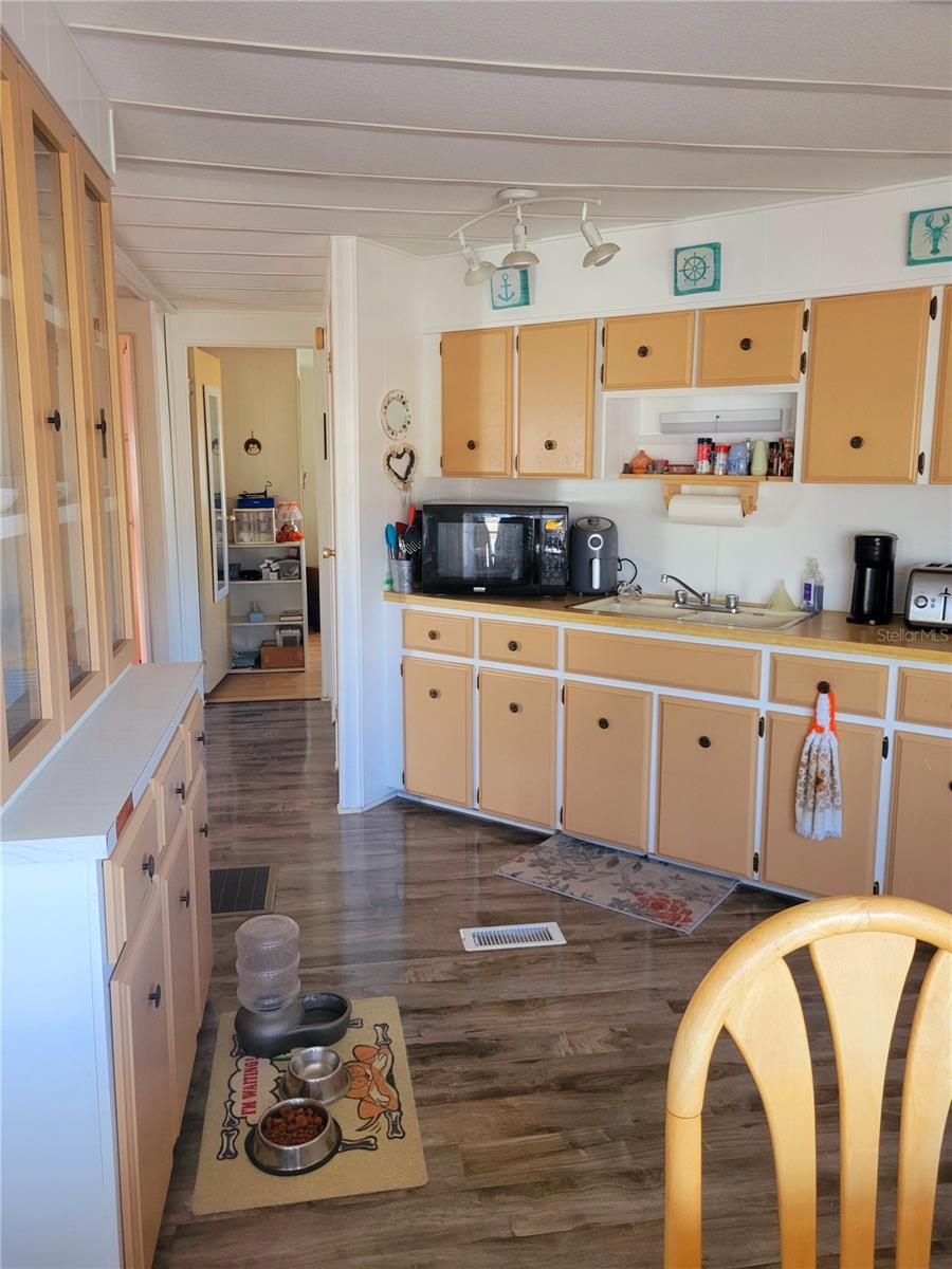 8051 EASTERN CIR, BROOKSVILLE, FL, 34613