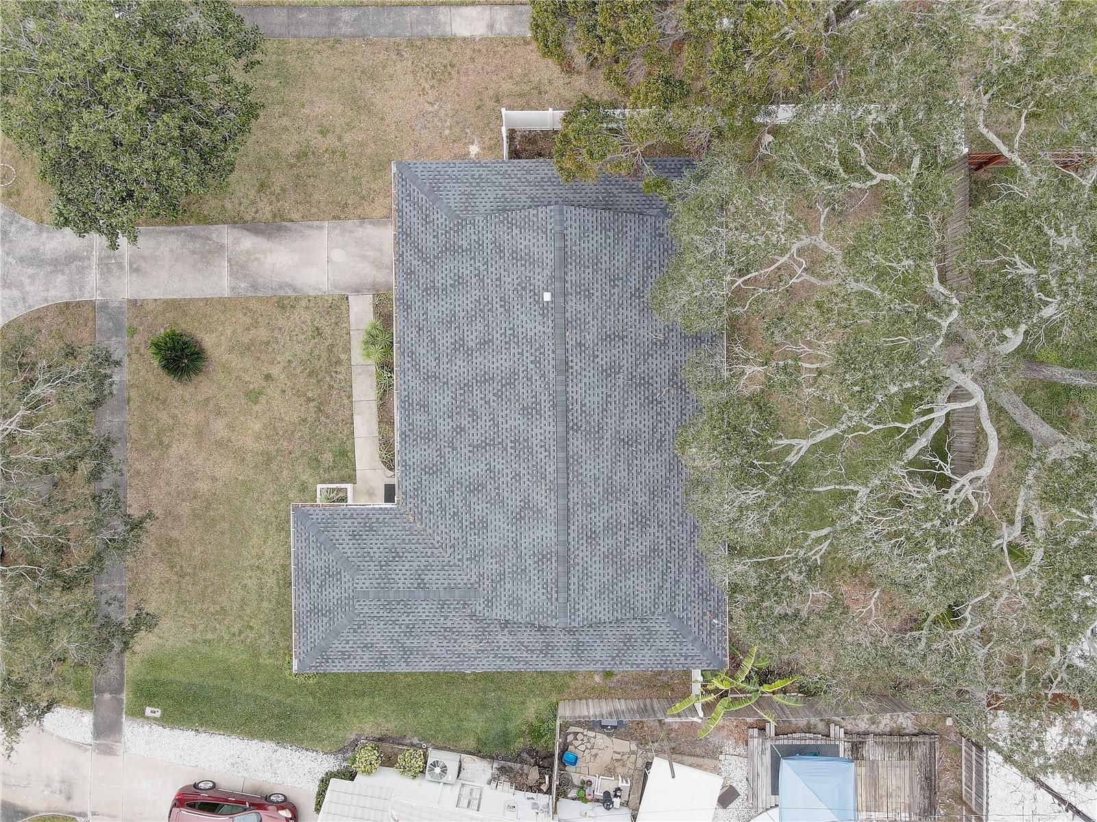 553 LAKE HILL LN, LARGO, FL, 33771
