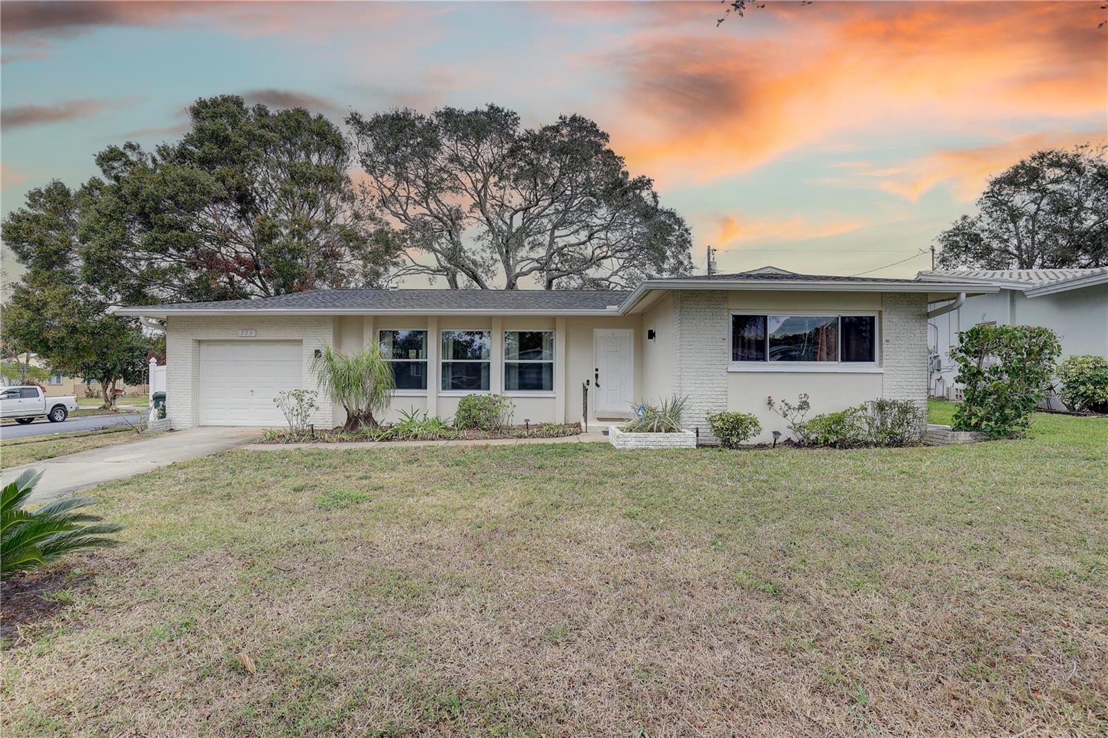 553 LAKE HILL LN, LARGO, FL, 33771