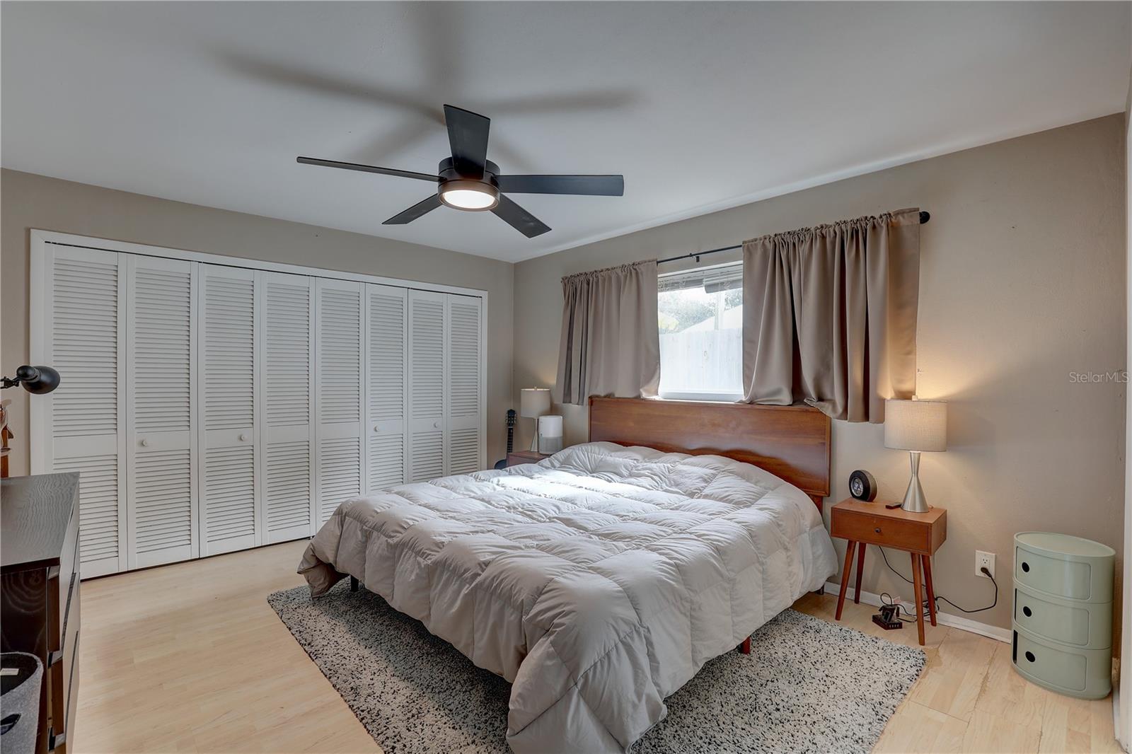 553 LAKE HILL LN, LARGO, FL, 33771