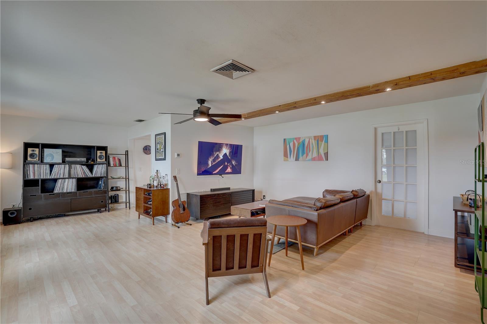 553 LAKE HILL LN, LARGO, FL, 33771