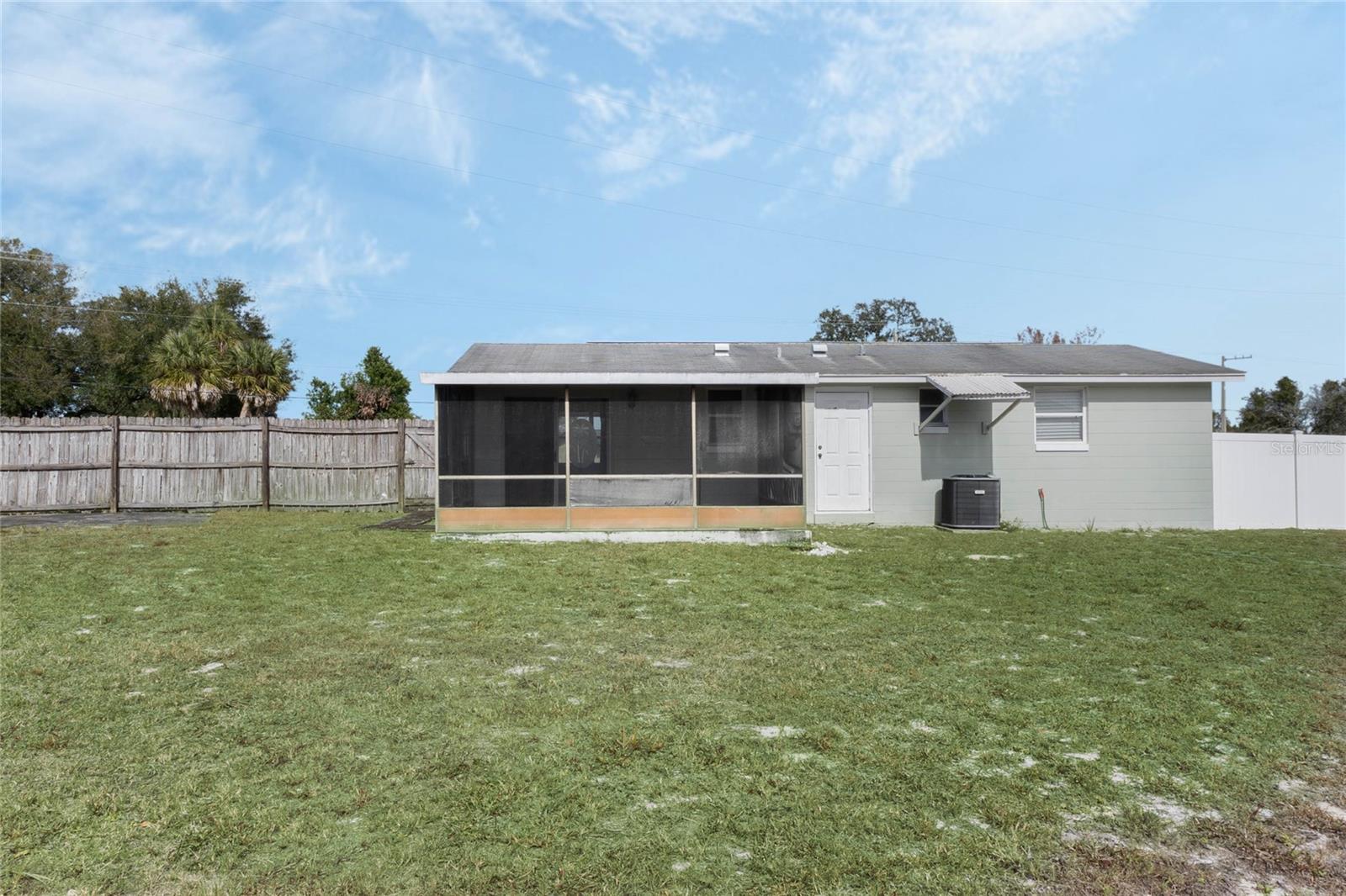 2943 ELKCAM BLVD, DELTONA, FL, 32738