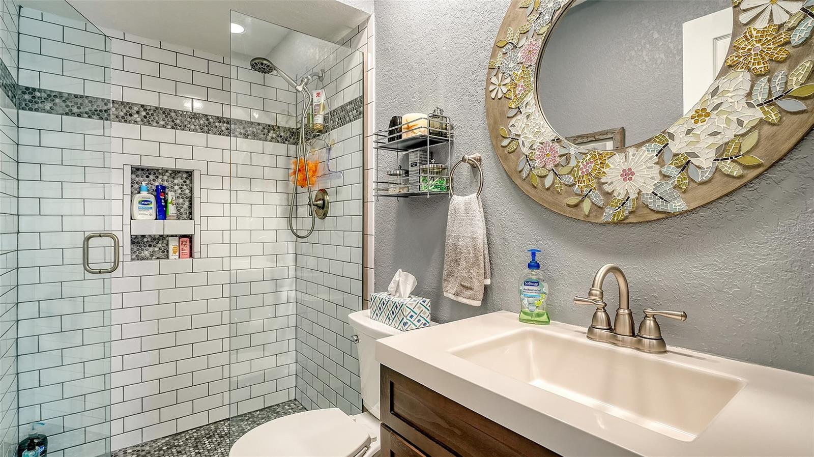 205 OAK HILL DR #7, SARASOTA, FL, 34232
