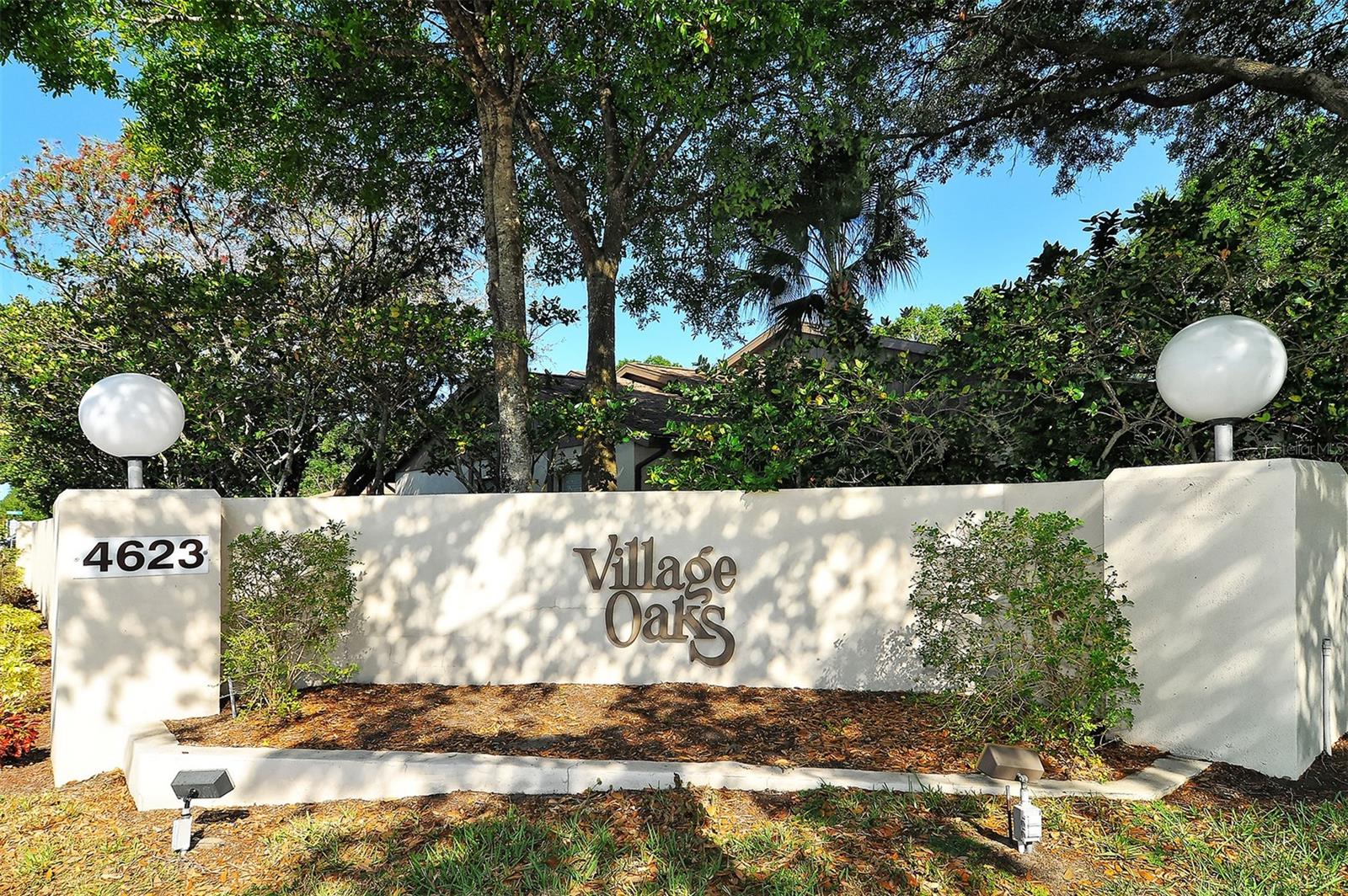 205 OAK HILL DR #7, SARASOTA, FL, 34232