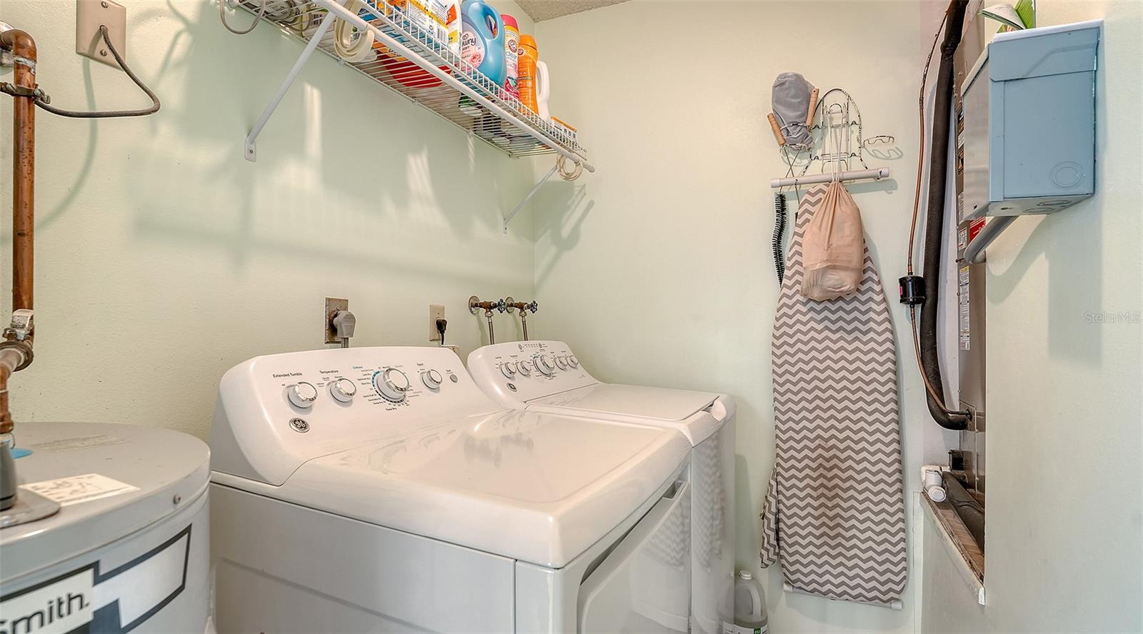 205 OAK HILL DR #7, SARASOTA, FL, 34232