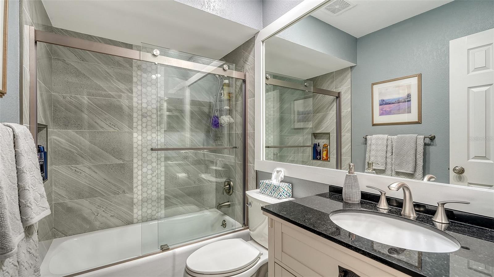 205 OAK HILL DR #7, SARASOTA, FL, 34232