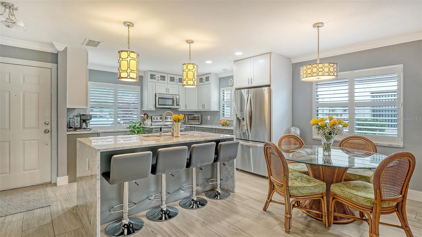 205 OAK HILL DR #7, SARASOTA, FL, 34232