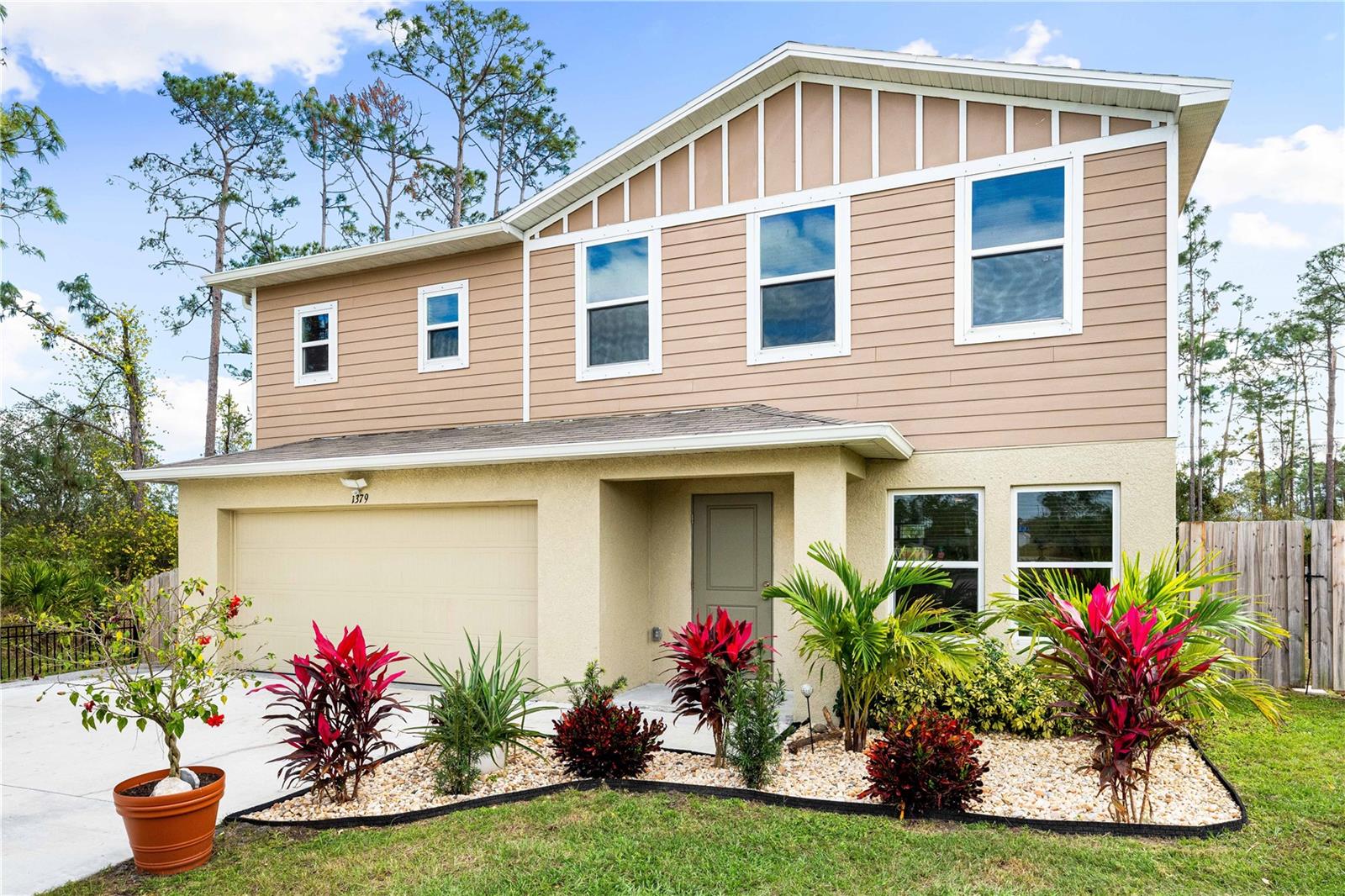 1379 E PRICE BLVD, NORTH PORT, FL, 34288