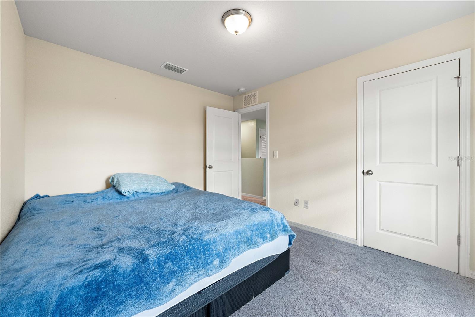 1379 E PRICE BLVD, NORTH PORT, FL, 34288