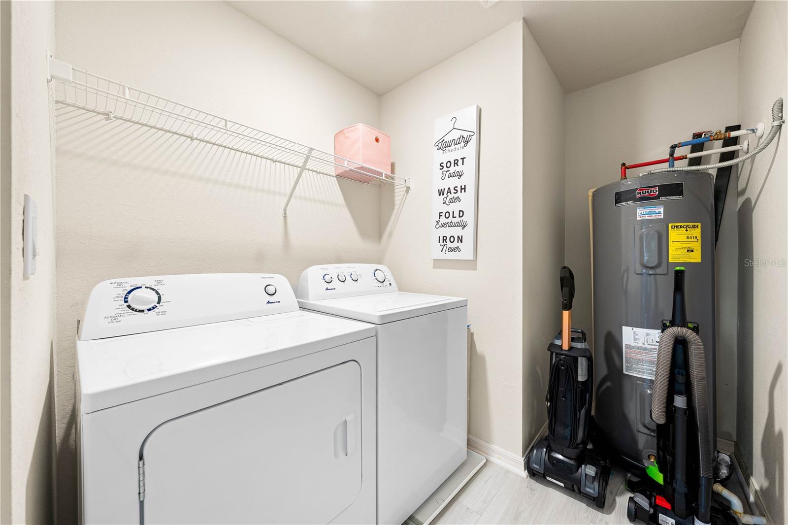 1379 E PRICE BLVD, NORTH PORT, FL, 34288