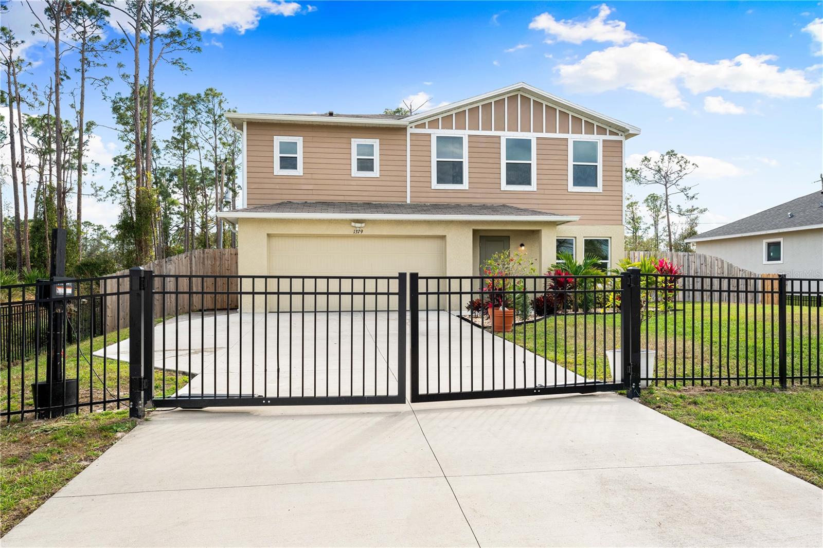 1379 E PRICE BLVD, NORTH PORT, FL, 34288