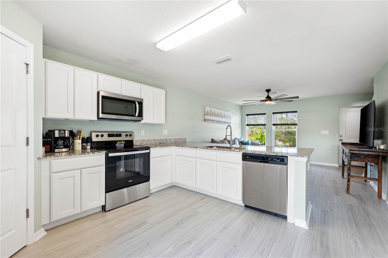1379 E PRICE BLVD, NORTH PORT, FL, 34288
