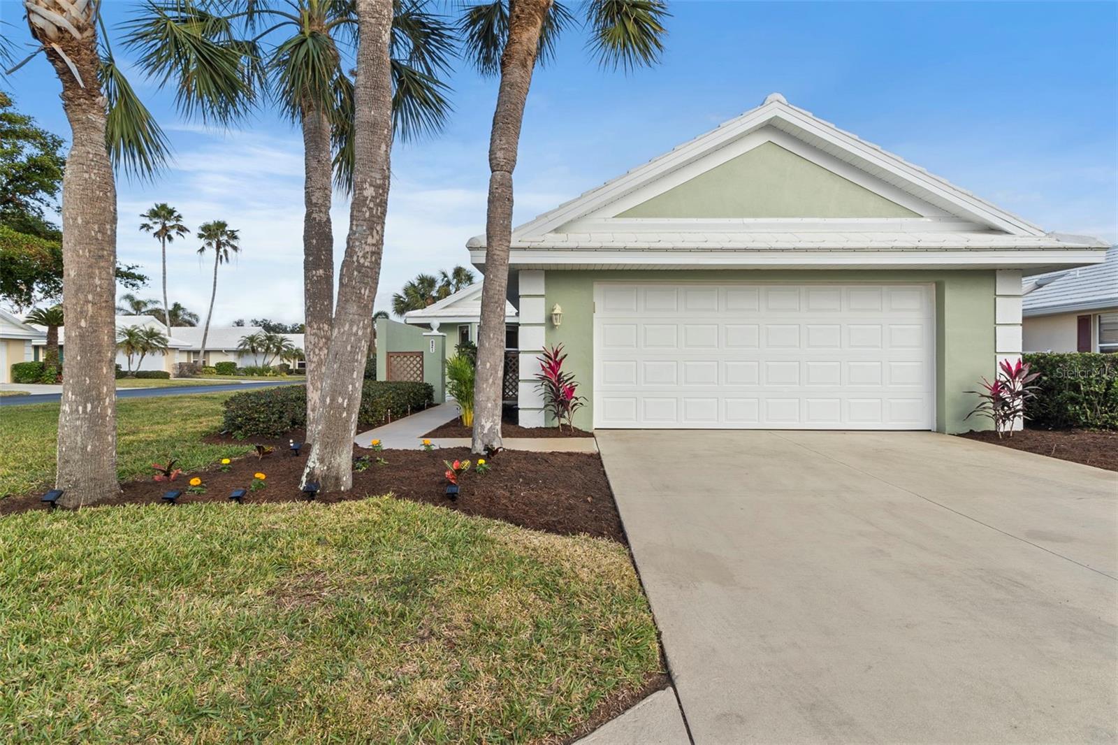 821 HARRINGTON LAKE LN #32, VENICE, FL, 34293