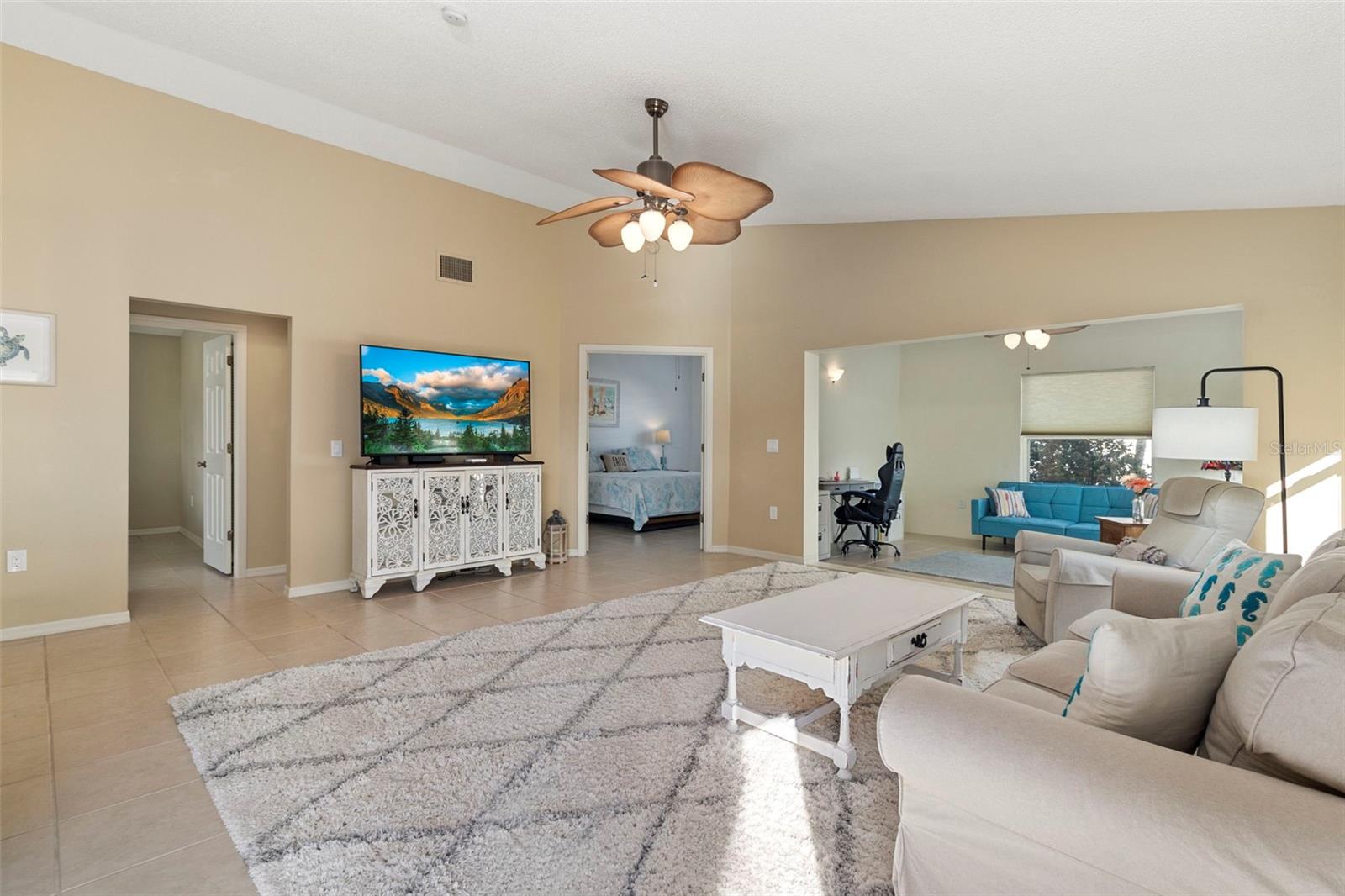 821 HARRINGTON LAKE LN #32, VENICE, FL, 34293