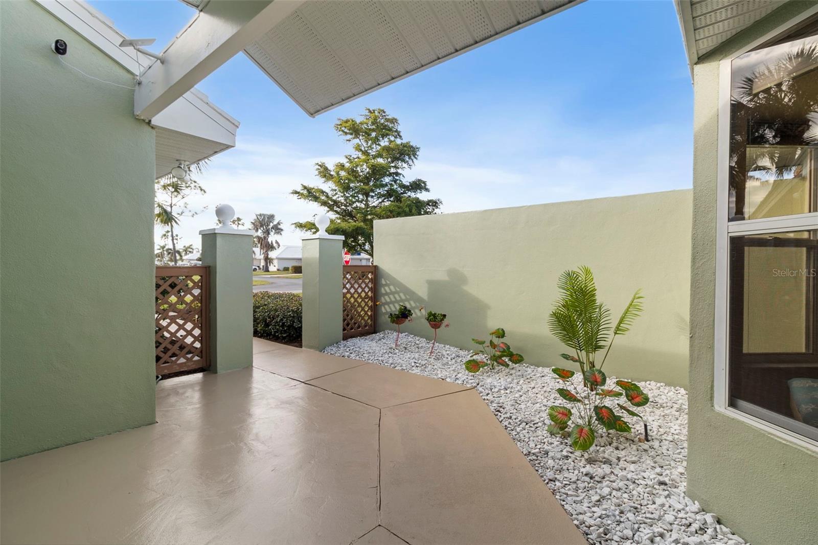 821 HARRINGTON LAKE LN #32, VENICE, FL, 34293
