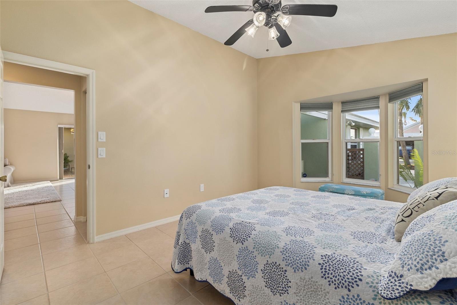 821 HARRINGTON LAKE LN #32, VENICE, FL, 34293