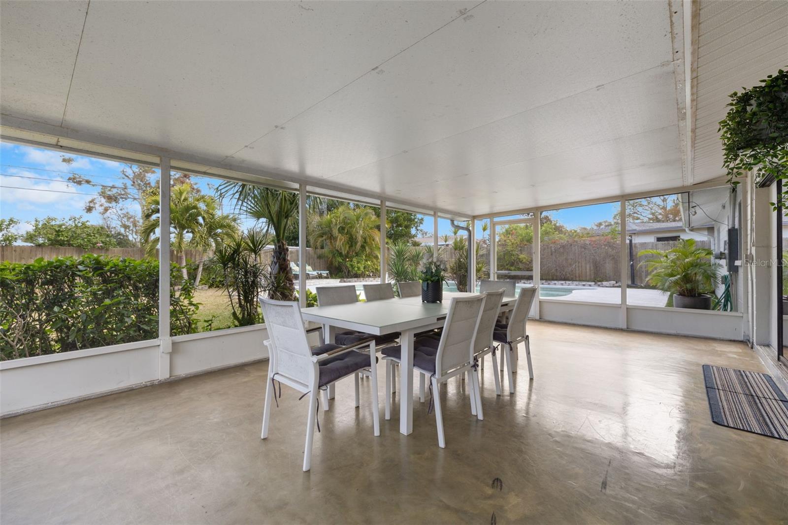 5243 27TH AVE N, ST PETERSBURG, FL, 33710