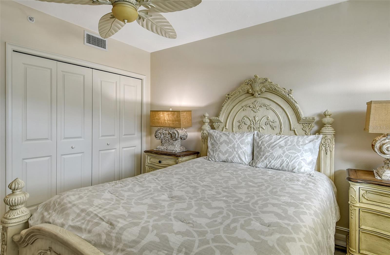 5740 MIDNIGHT PASS RD #307, SARASOTA, FL, 34242