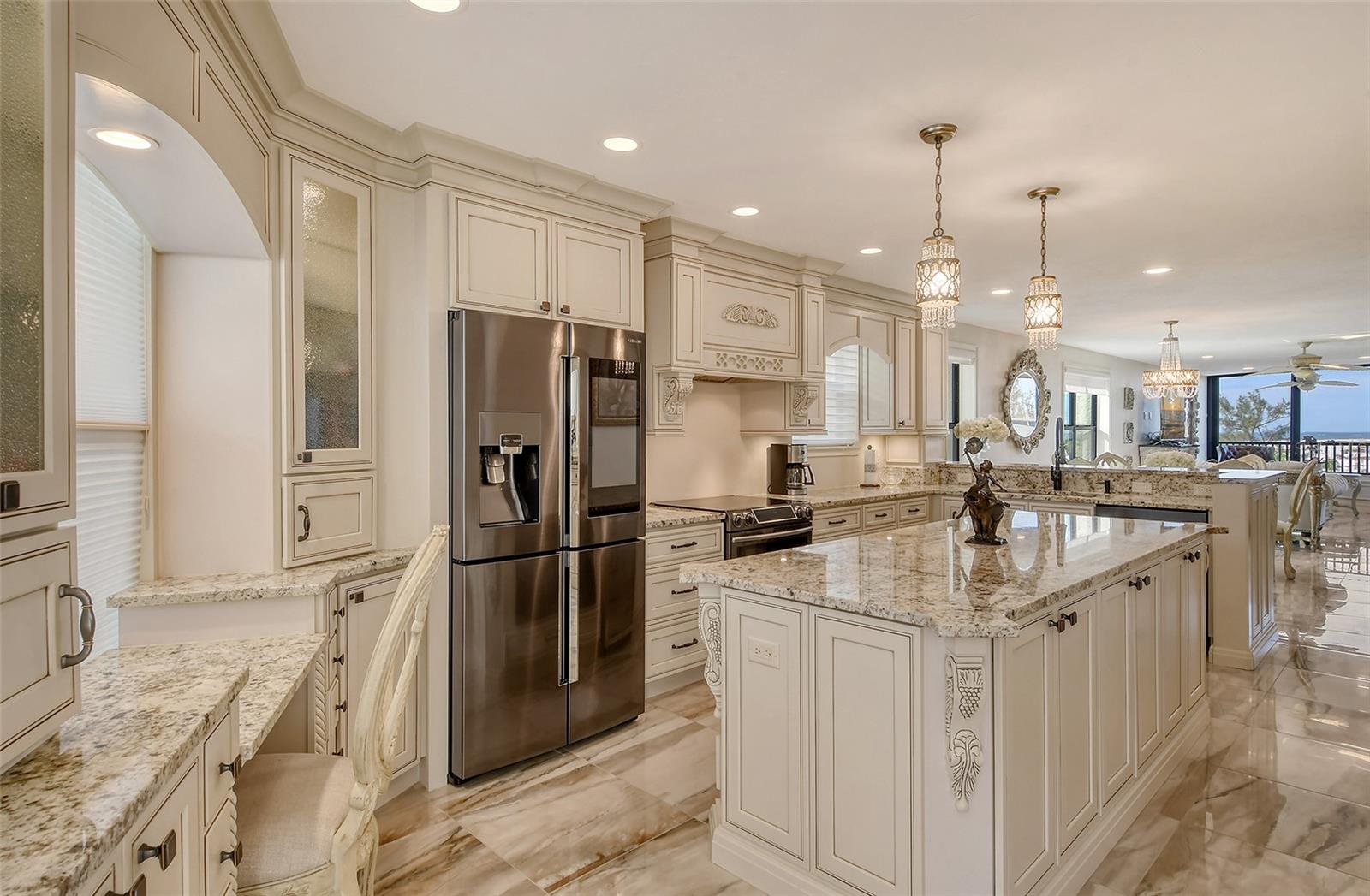 5740 MIDNIGHT PASS RD #307, SARASOTA, FL, 34242