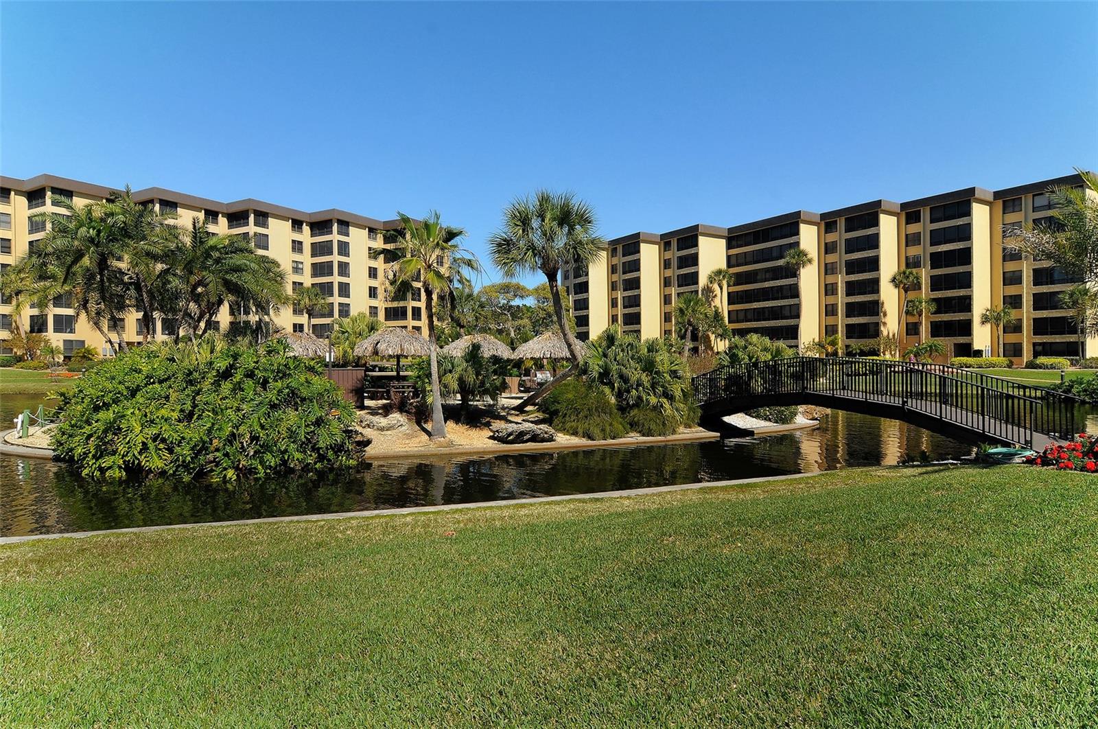 5740 MIDNIGHT PASS RD #307, SARASOTA, FL, 34242