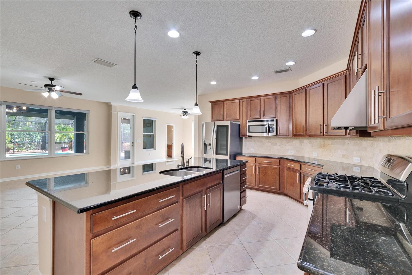 6645 CURRENT DR, APOLLO BEACH, FL, 33572