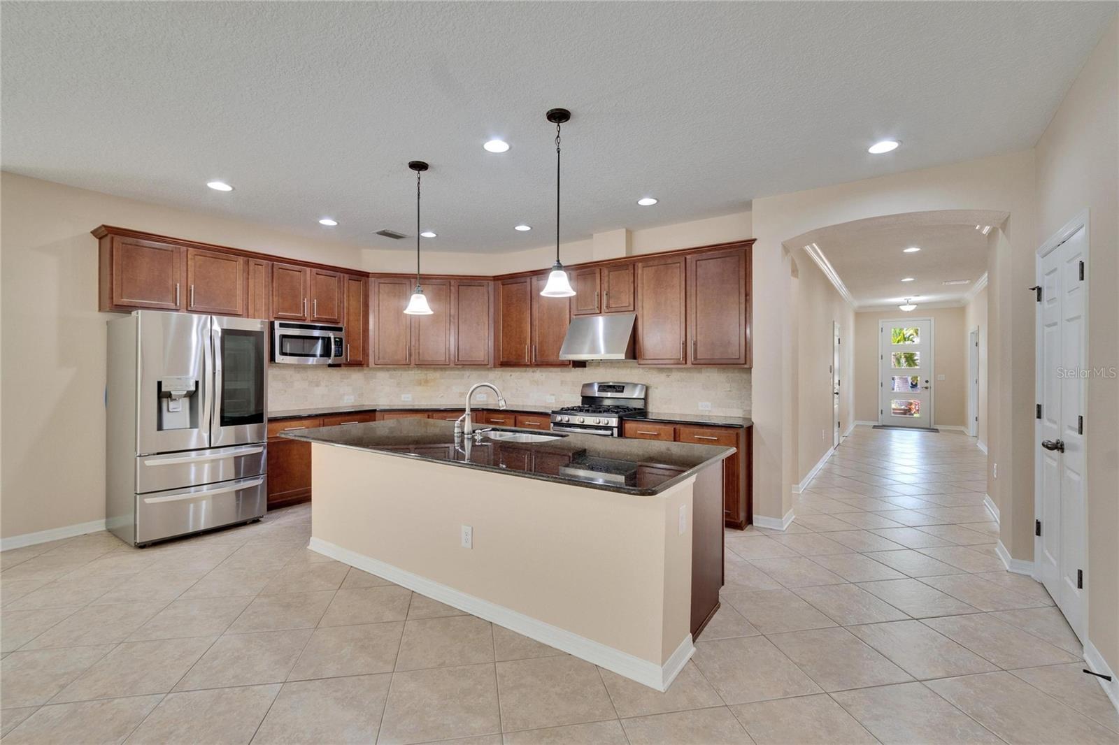 6645 CURRENT DR, APOLLO BEACH, FL, 33572