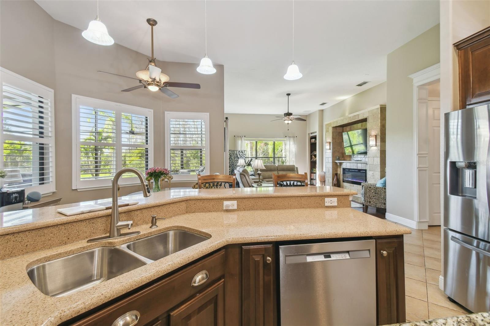 135 LEMON GROVE DR, POINCIANA, FL, 34759