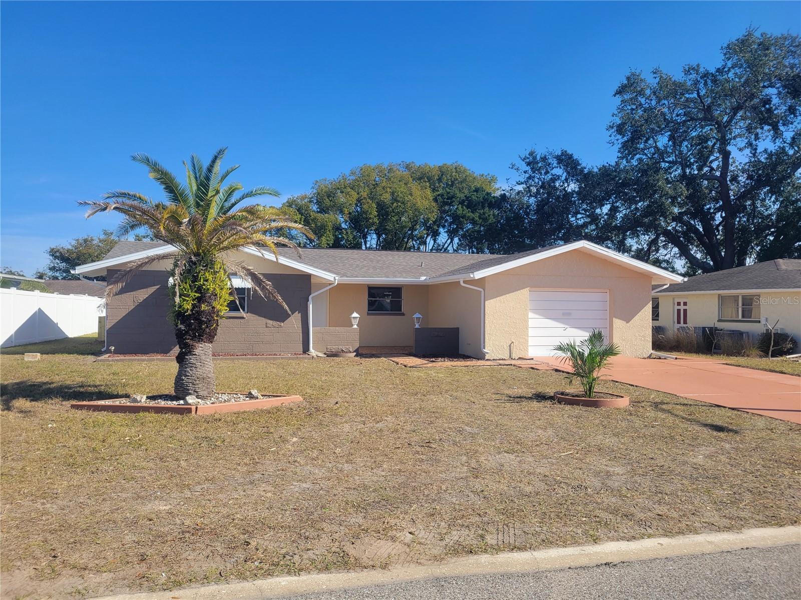 10202 OAK HILL DR, PORT RICHEY, FL, 34668