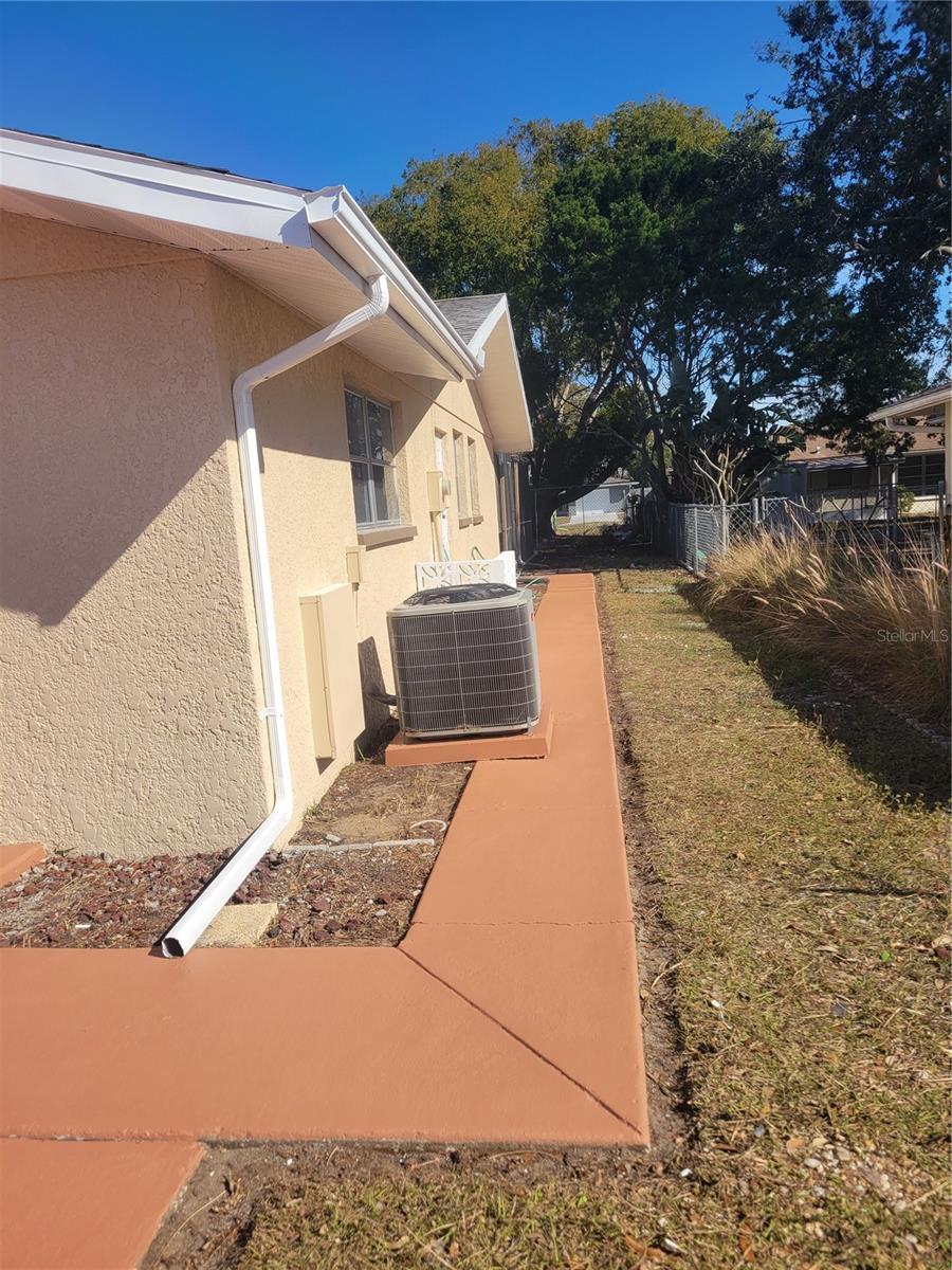 10202 OAK HILL DR, PORT RICHEY, FL, 34668