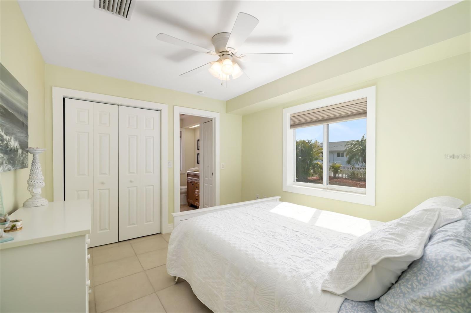 605 COCONUT CRESCENT, NOKOMIS, FL, 34275