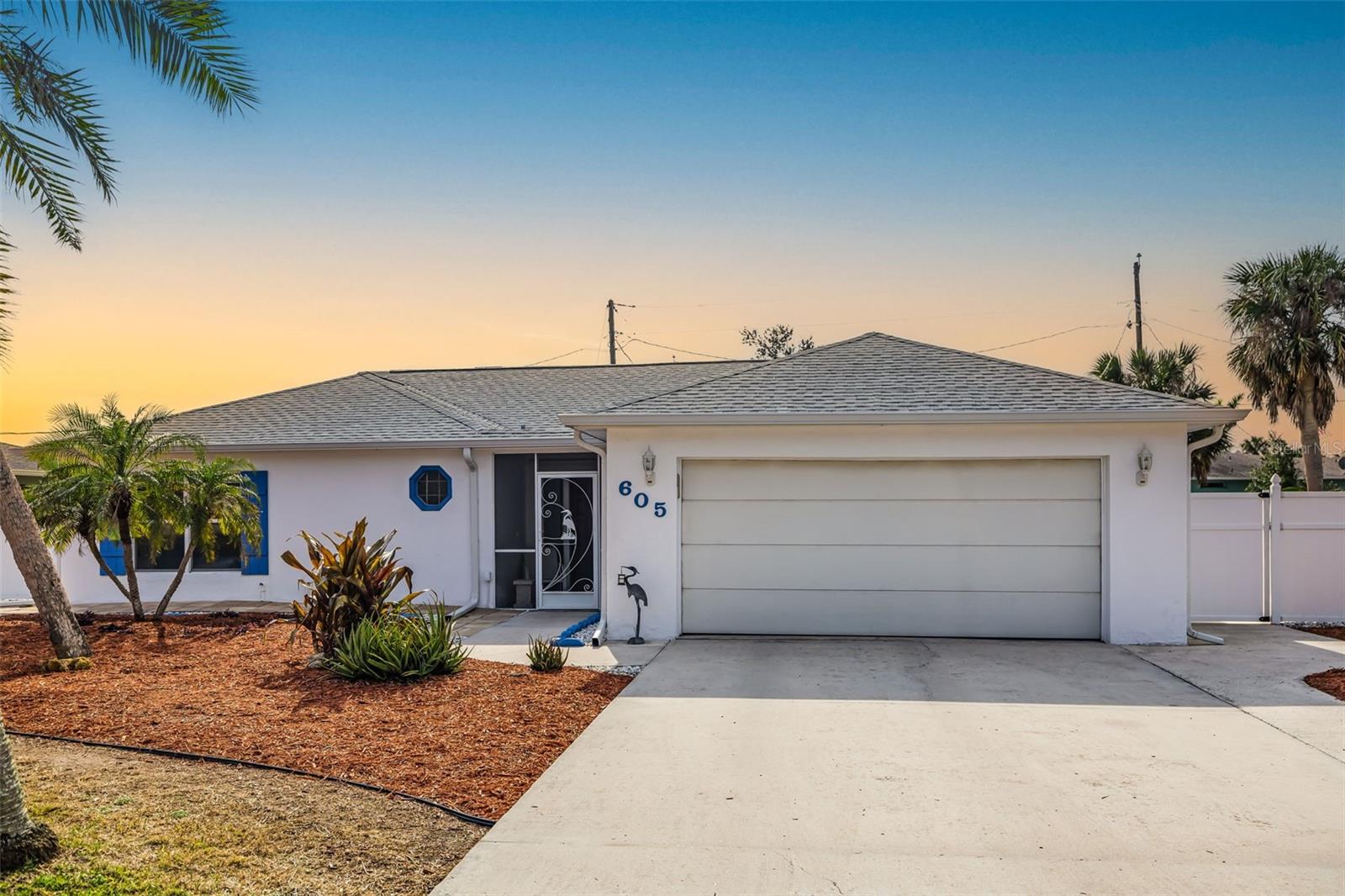 605 COCONUT CRESCENT, NOKOMIS, FL, 34275