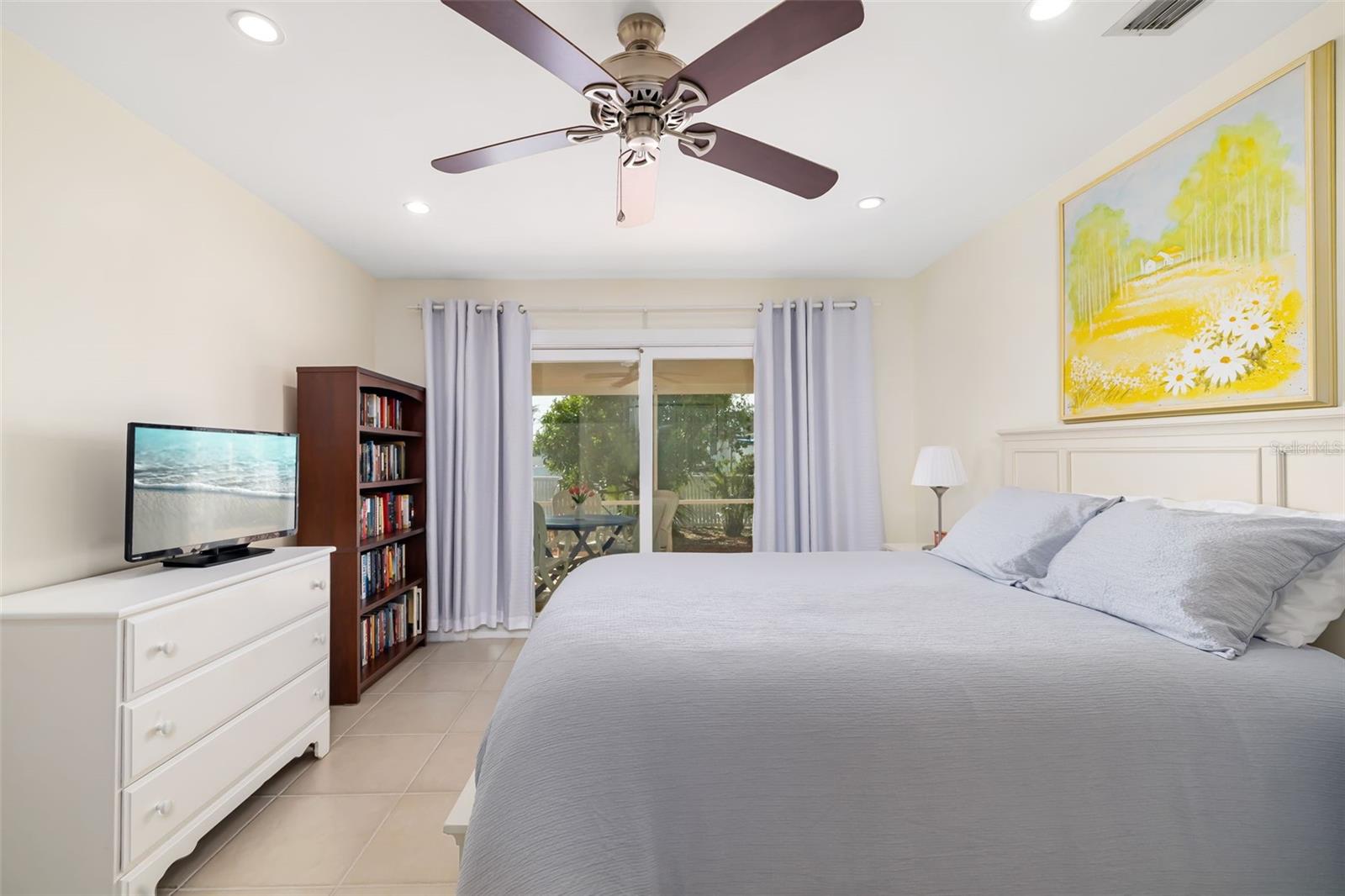 605 COCONUT CRESCENT, NOKOMIS, FL, 34275
