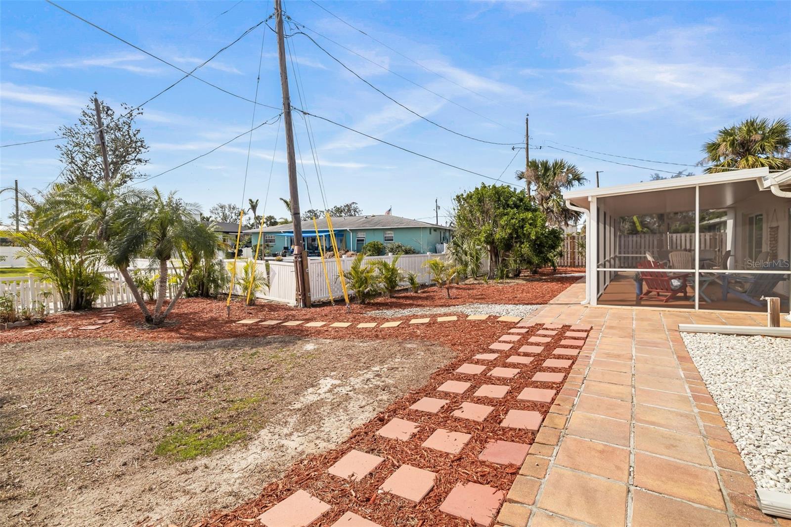 605 COCONUT CRESCENT, NOKOMIS, FL, 34275