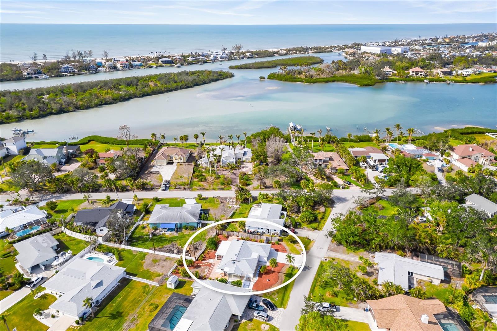 605 COCONUT CRESCENT, NOKOMIS, FL, 34275