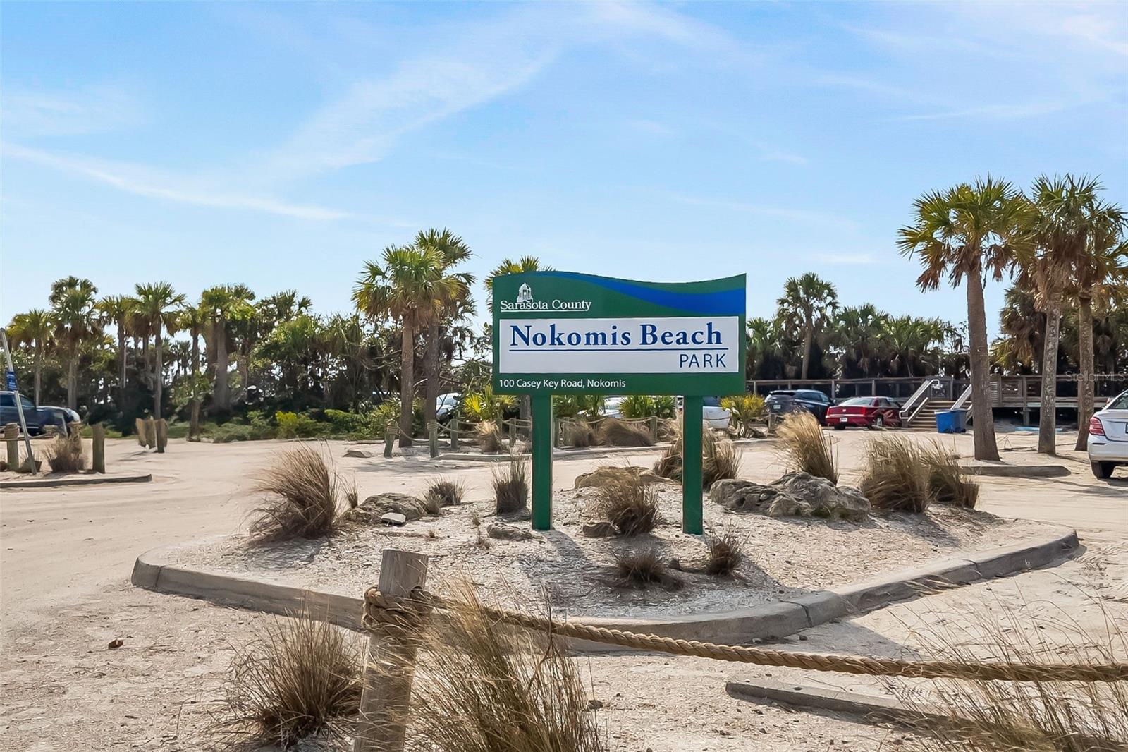 605 COCONUT CRESCENT, NOKOMIS, FL, 34275