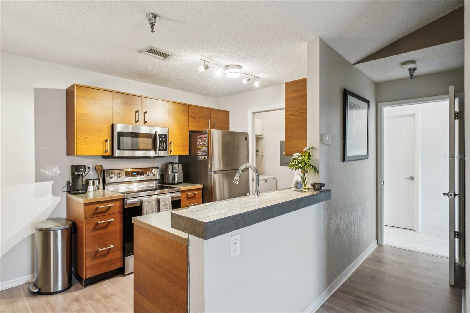 10263 GANDY BLVD N #2206, ST PETERSBURG, FL, 33702