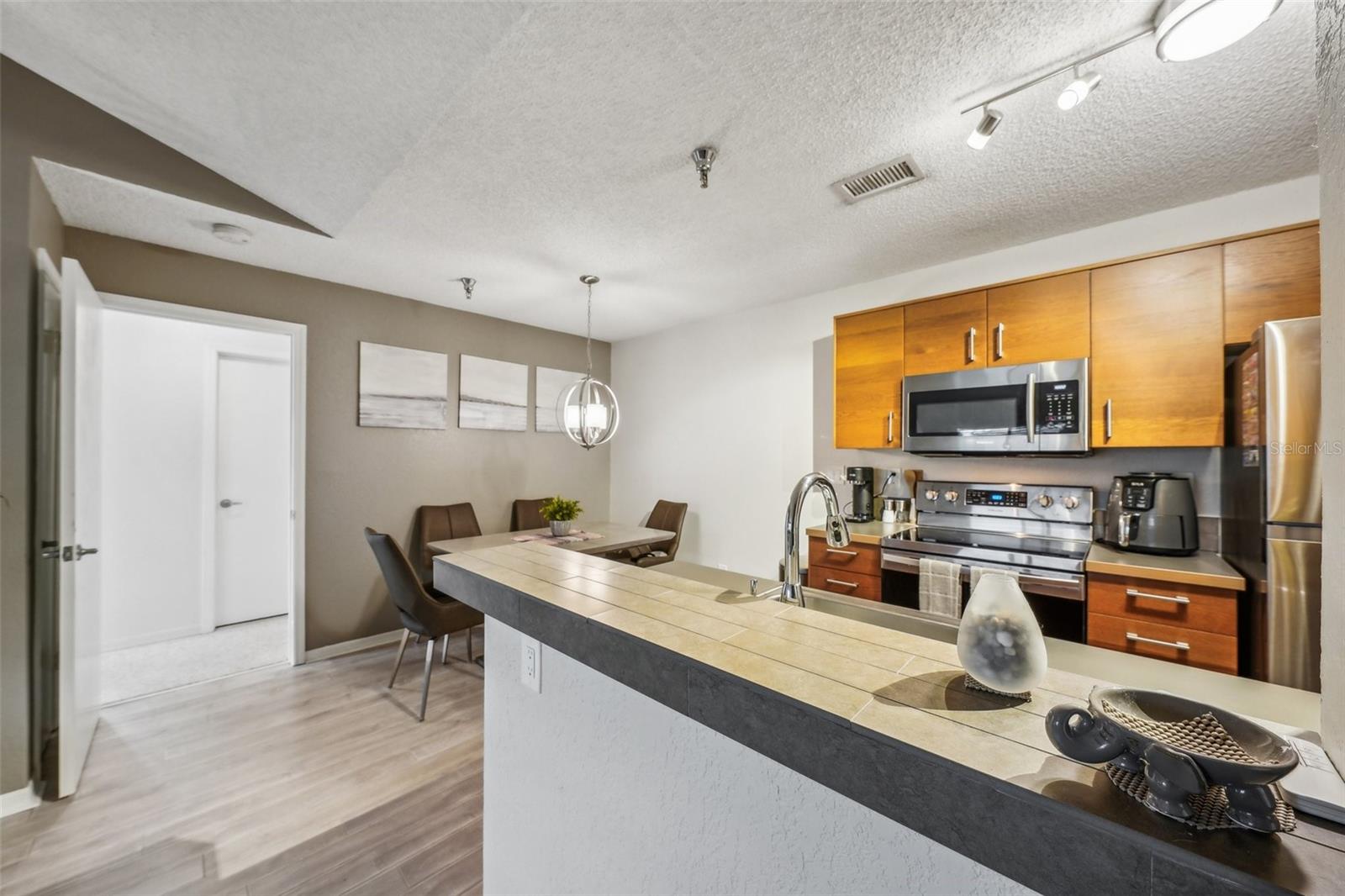 10263 GANDY BLVD N #2206, ST PETERSBURG, FL, 33702