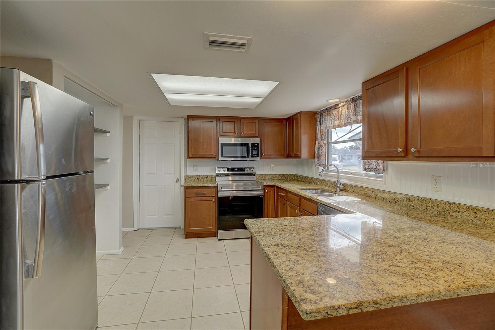 3435 ROXBURY DR, HOLIDAY, FL, 34691
